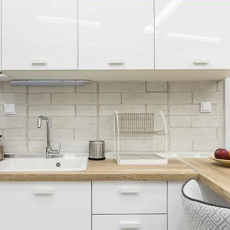 J&T Central Apartment Salonicco Esterno foto