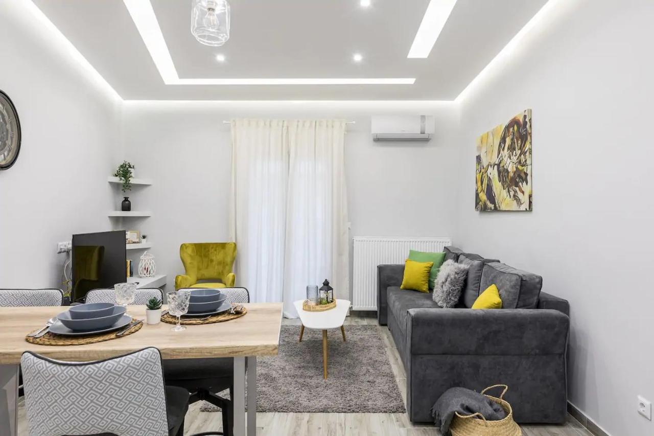 J&T Central Apartment Salonicco Esterno foto