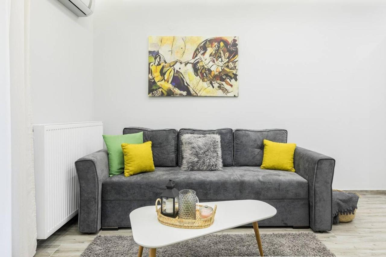 J&T Central Apartment Salonicco Esterno foto