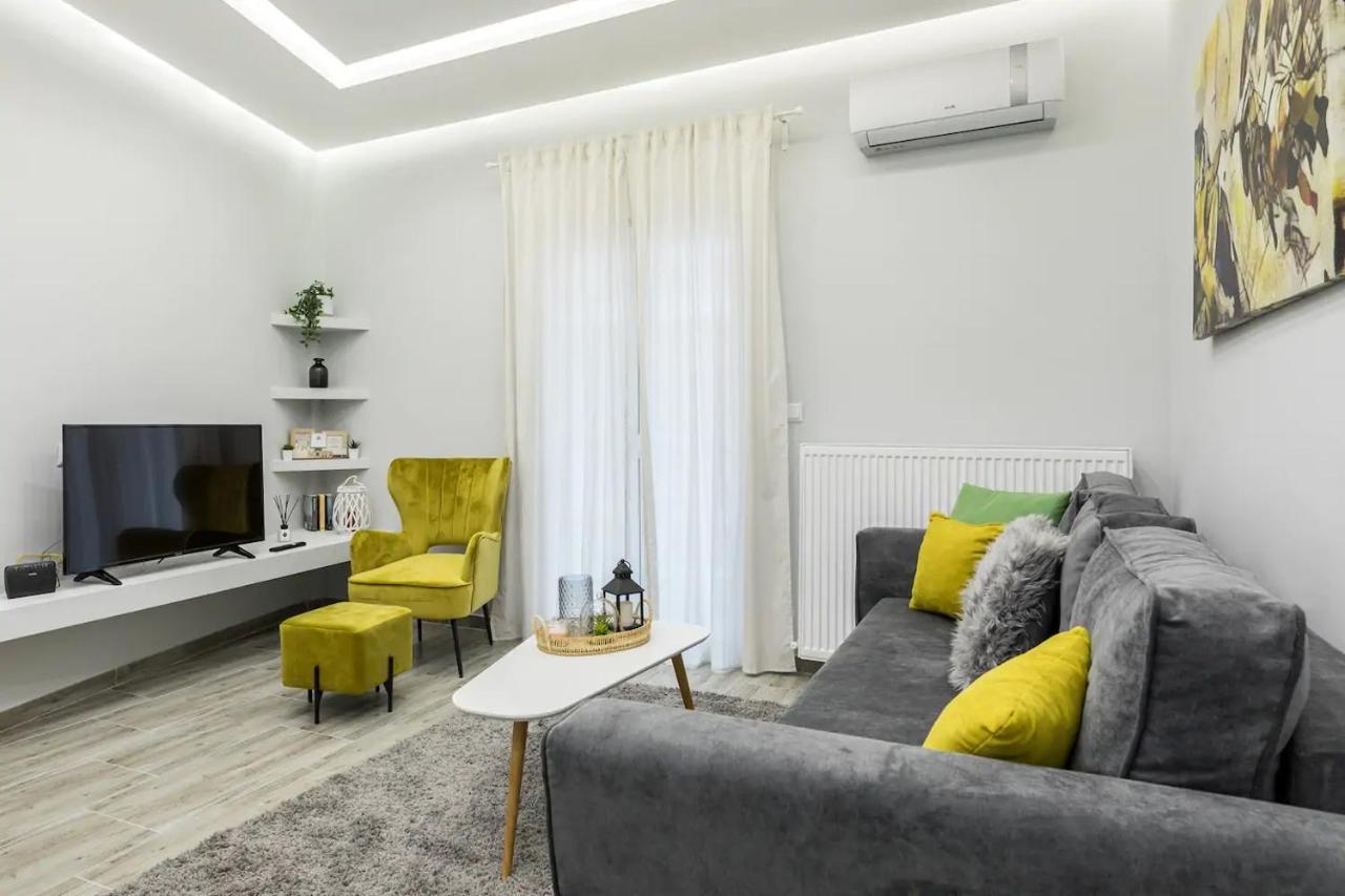 J&T Central Apartment Salonicco Esterno foto